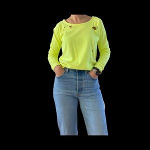 Chaser ,,New” ( tag removed ) sweatshirt .